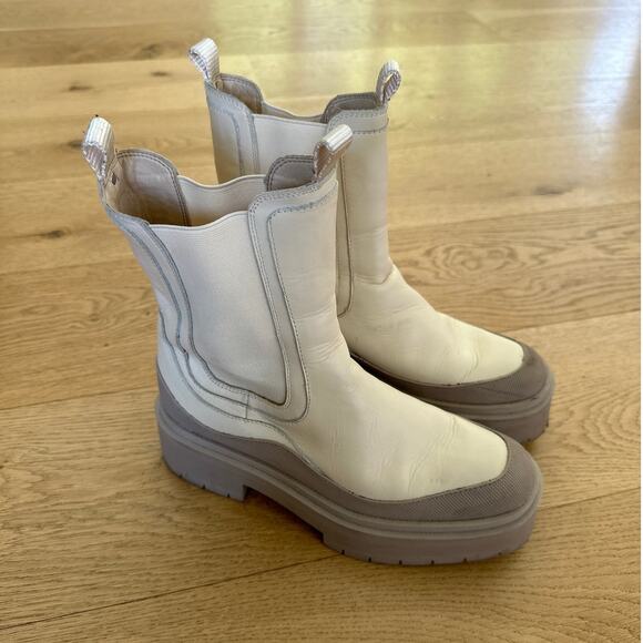 Sam Edelman - Lulia Chelsea Boots in Cream & Gray - Picture 1 of 9